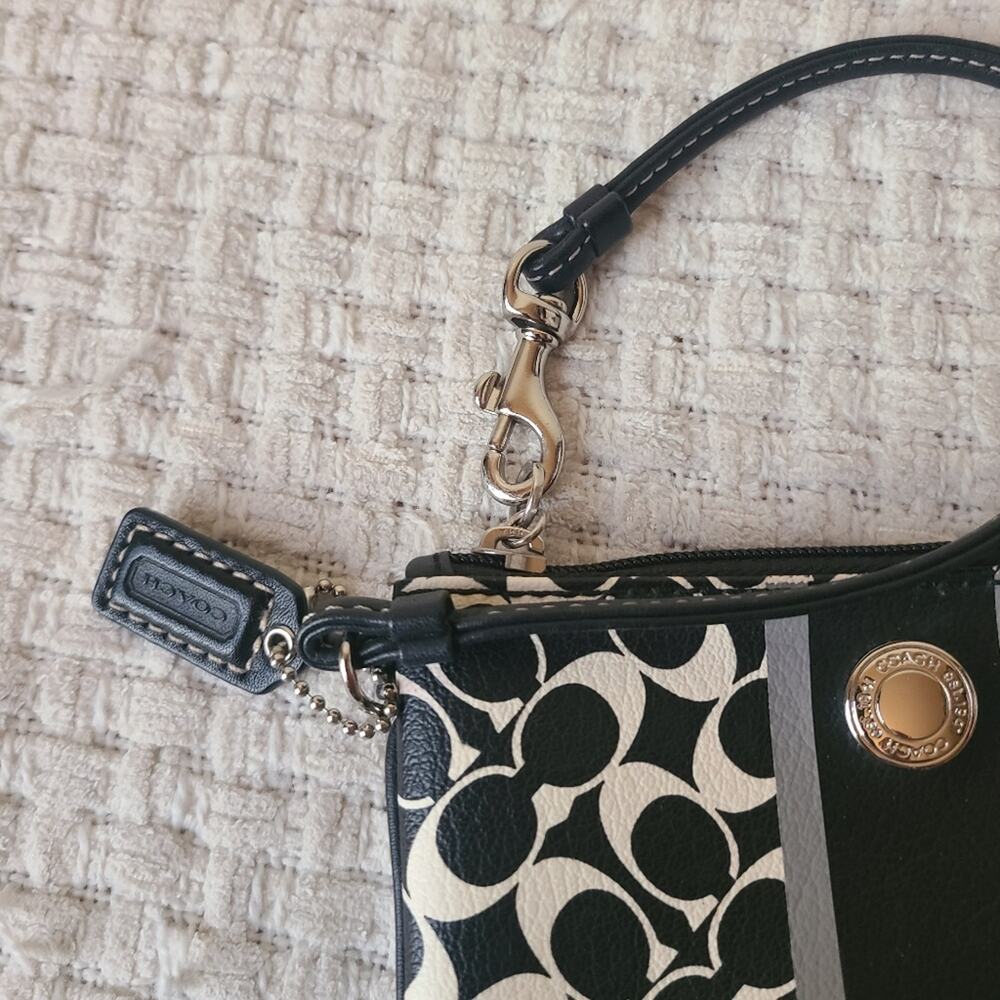 Coach Black and White Patterned Wristlet - Picture 6 of 9
